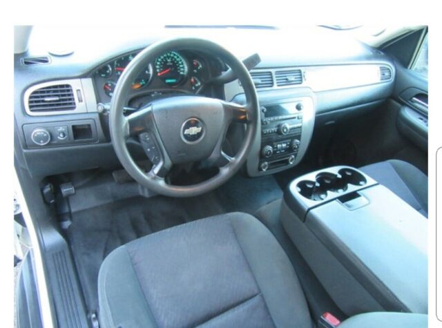 Chevrolet Tahoe 2009 image number 21