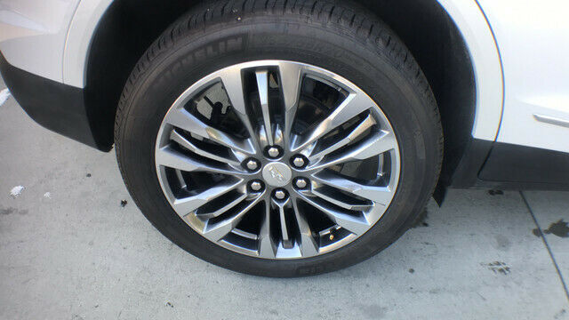 Cadillac XT5 2017 image number 2