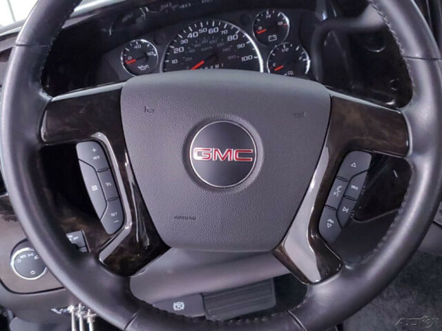 GMC Savana 2018 image number 44
