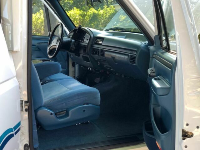 Ford F-350 1998 image number 18
