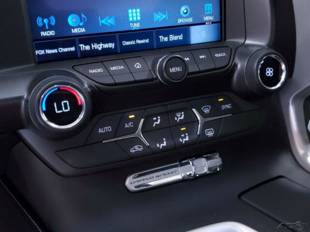 Chevrolet Corvette 2019 image number 43
