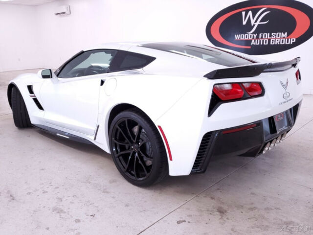 Chevrolet Corvette 2019 image number 7