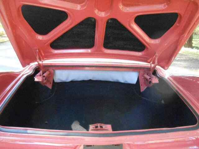 Plymouth Fury 1960 image number 10