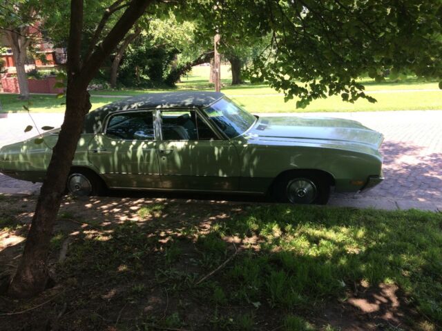 Buick Skylark 1970 image number 2