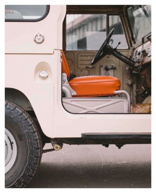 Toyota Land Cruiser 1967 image number 2