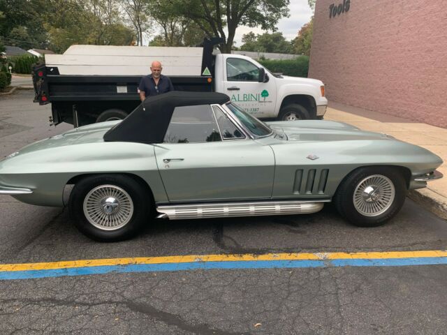 Chevrolet Corvette 1966 image number 6