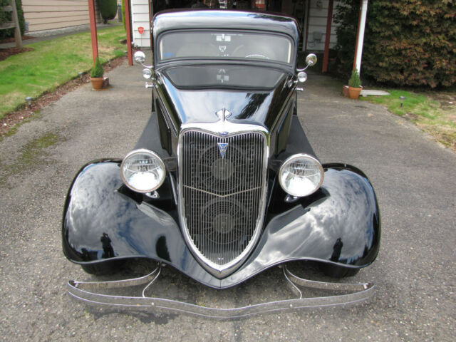 Ford Three Window Coupe 1934 image number 31