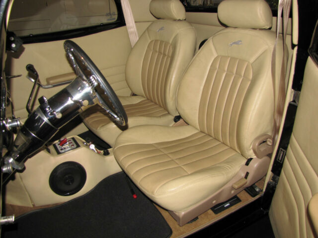 Ford Three Window Coupe 1934 image number 36