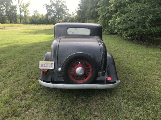 Plymouth Coupe 1933 image number 16