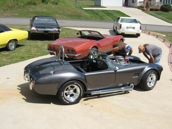 Chevrolet Corvette 1968 image number 10