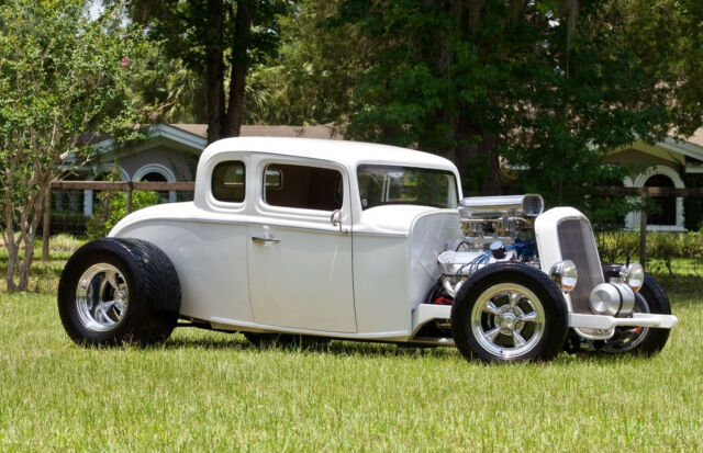 Ford Model B 5-Window Coupe 1932 image number 46