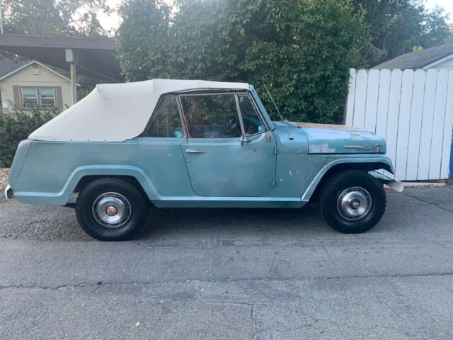 Jeep Commando 1968 image number 1