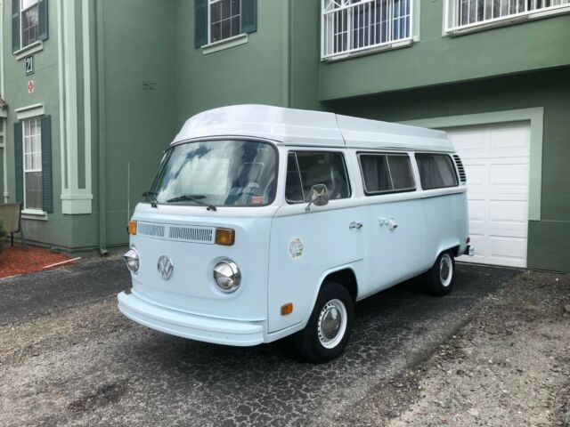 Volkswagen Bus/Vanagon 1974 image number 5