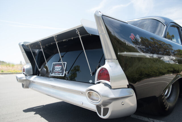 Chevrolet Bel Air/150/210 1957 image number 23