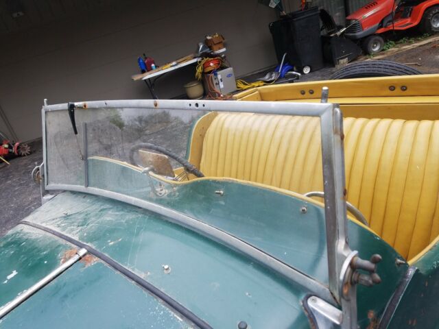 MG T-Series 1950 image number 15