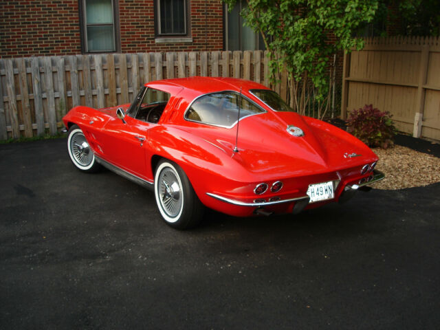 Chevrolet Corvette 1963 image number 1