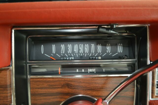 Cadillac Eldorado 1976 image number 20