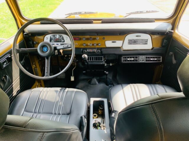 Toyota Land Cruiser 1978 image number 2