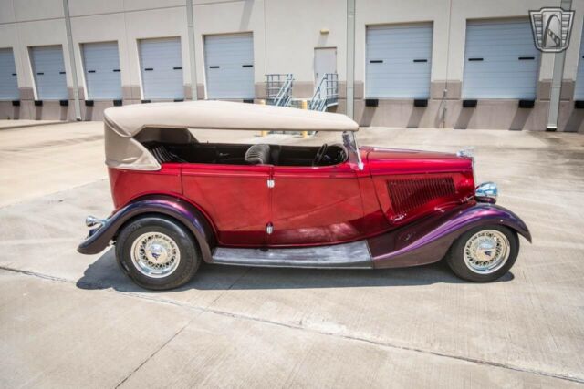 Ford Phaeton 1934 image number 17