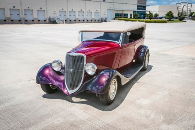 Ford Phaeton 1934 image number 2