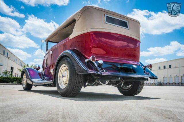 Ford Phaeton 1934 image number 34