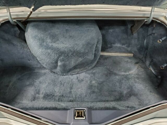 Lincoln Continental 1978 image number 16