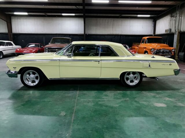 Chevrolet Impala 1962 image number 1