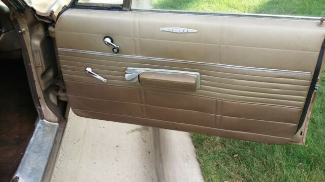 Dodge Polara 1968 image number 34
