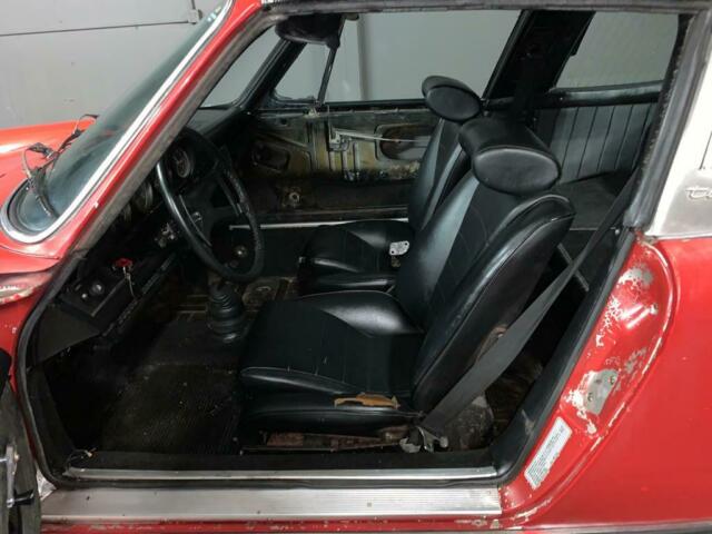 Porsche 911 1973 image number 10