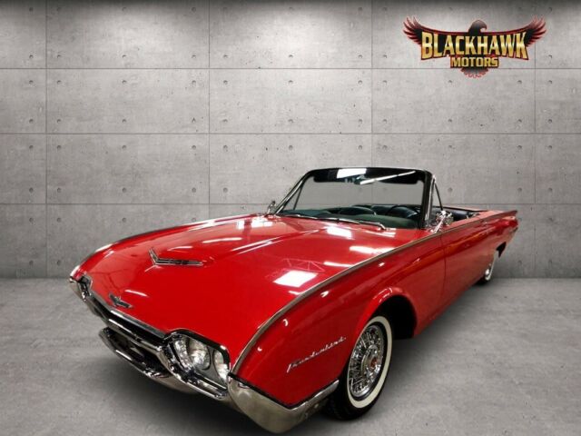 Ford Thunderbird 1962 image number 0