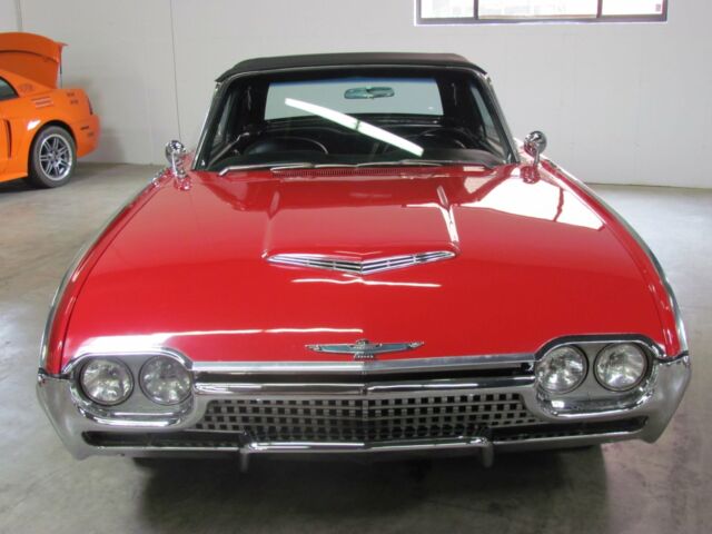 Ford Thunderbird 1962 image number 31