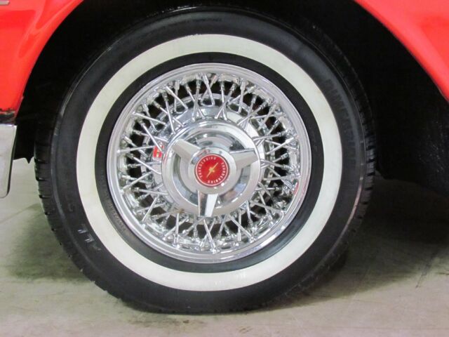 Ford Thunderbird 1962 image number 9