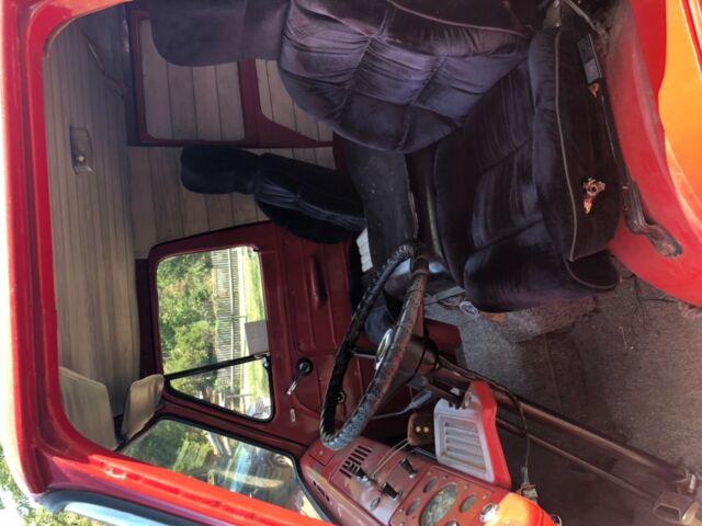 Ford E-Series Van 1965 image number 26