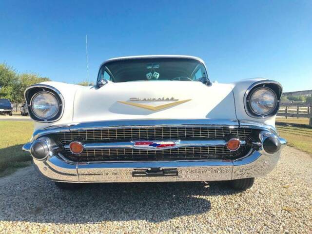 Chevrolet Bel Air/150/210 1957 image number 3