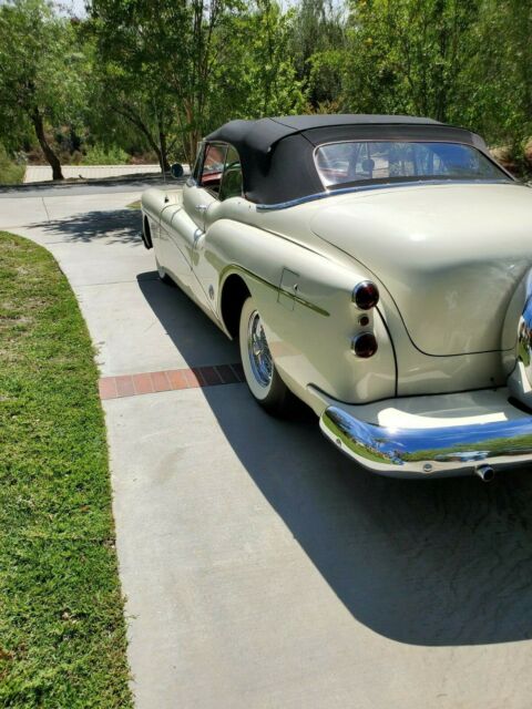 Buick Skylark 1953 image number 8