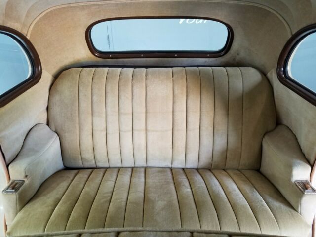 Plymouth Sedan 1936 image number 44