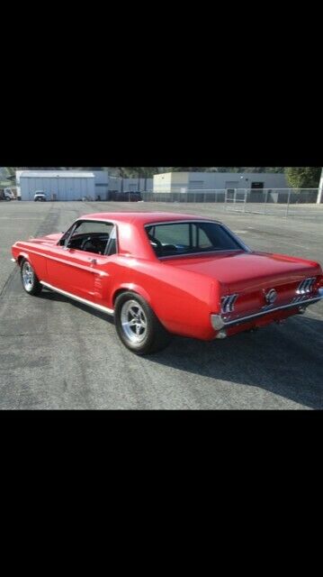Ford Mustang 1967 image number 4