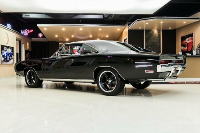 Dodge Charger 1970 image number 14