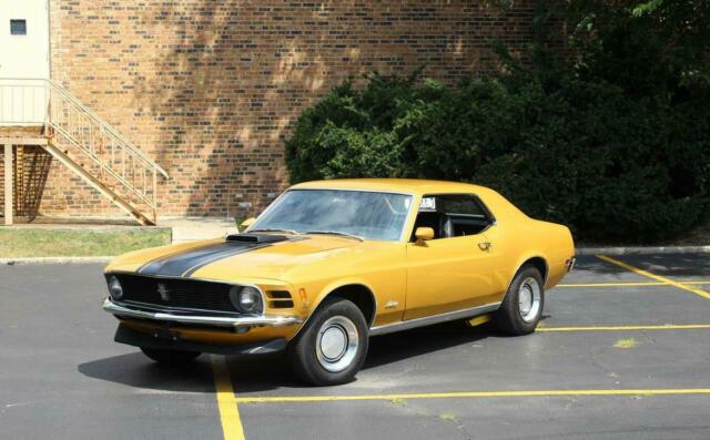 Ford Mustang 1970 image number 2