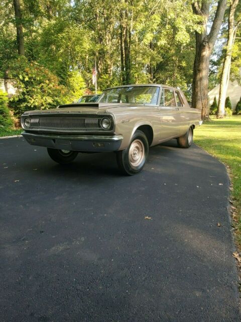 Dodge Coronet 1965 image number 18
