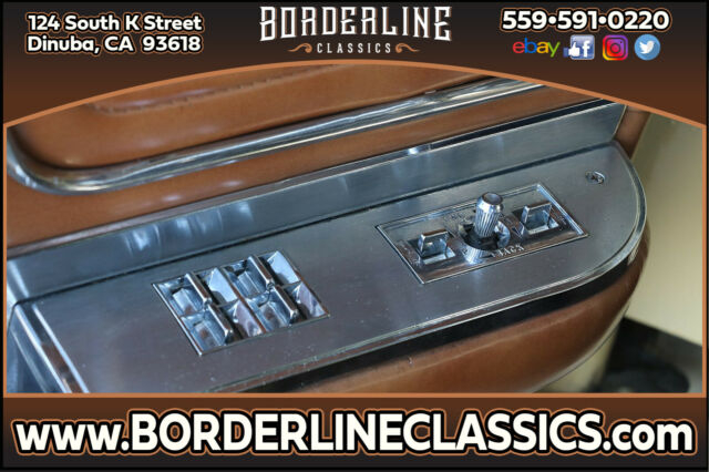 Cadillac DeVille 1962 image number 28