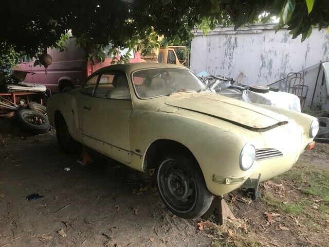 Volkswagen Karmann Ghia 1972 image number 5