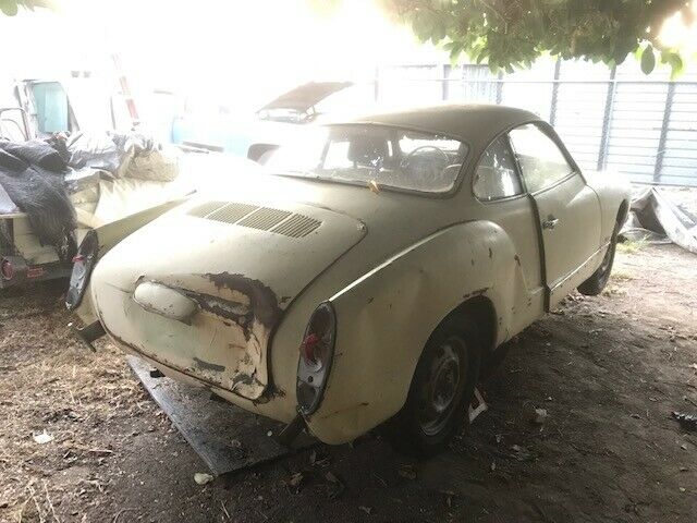 Volkswagen Karmann Ghia 1972 image number 6