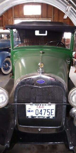 Ford Model A 1928 image number 1