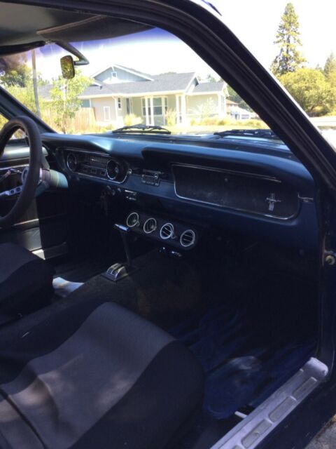 Ford Mustang 1965 image number 7