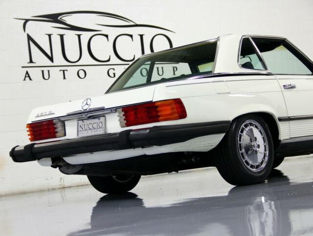 Mercedes-Benz 400-Series 1979 image number 10