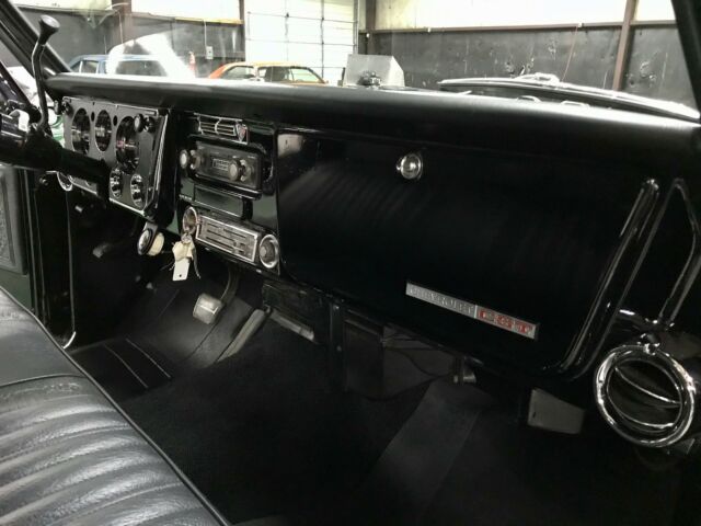 Chevrolet C-10 1970 image number 16