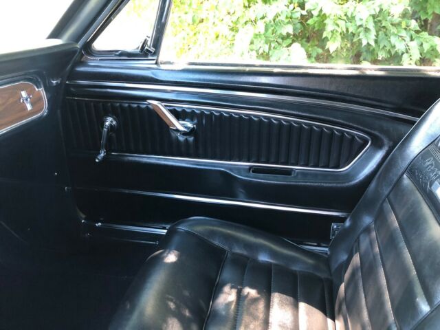Ford Mustang 1965 image number 21