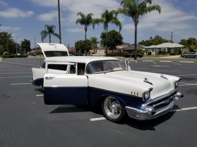 Chevrolet Bel Air/150/210 1957 image number 15