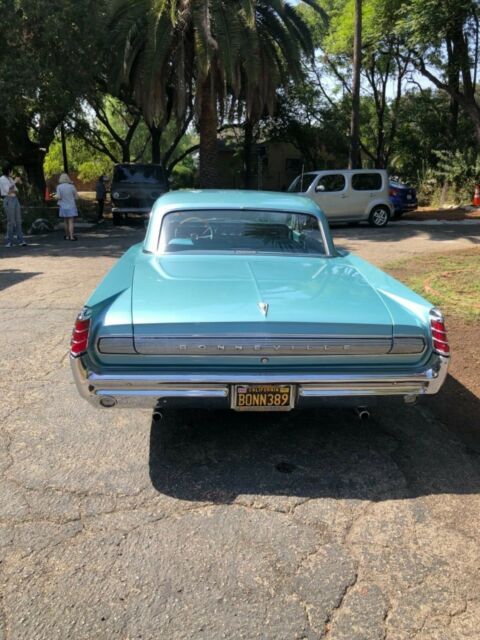 Pontiac Bonneville 1963 image number 26